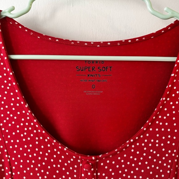 Torrid Super Soft Button Front Scoop Neck Tee - Picture 3 of 4